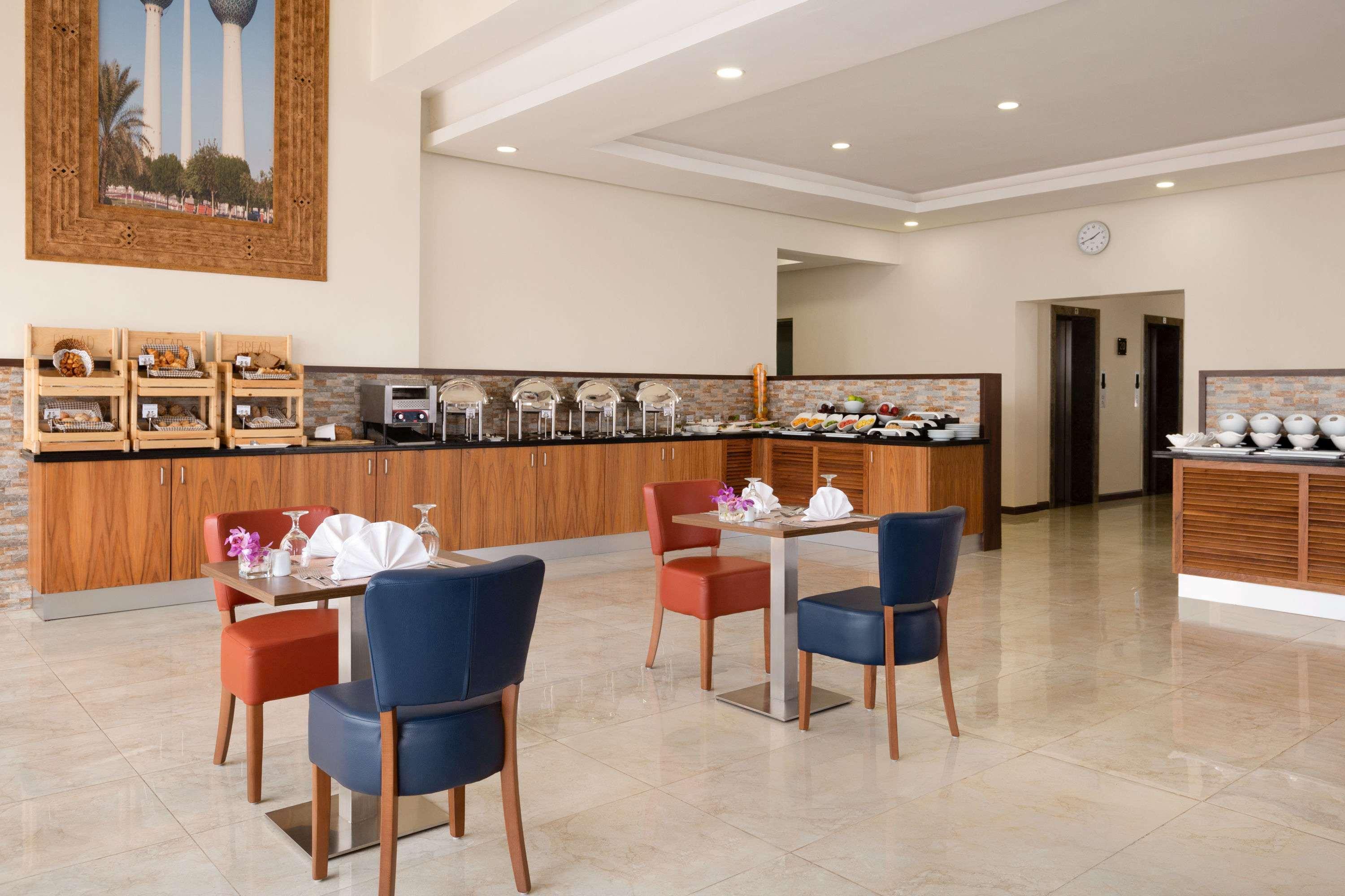 Ramada Encore By Wyndham Kuwait Downtown Кувейт Экстерьер фото