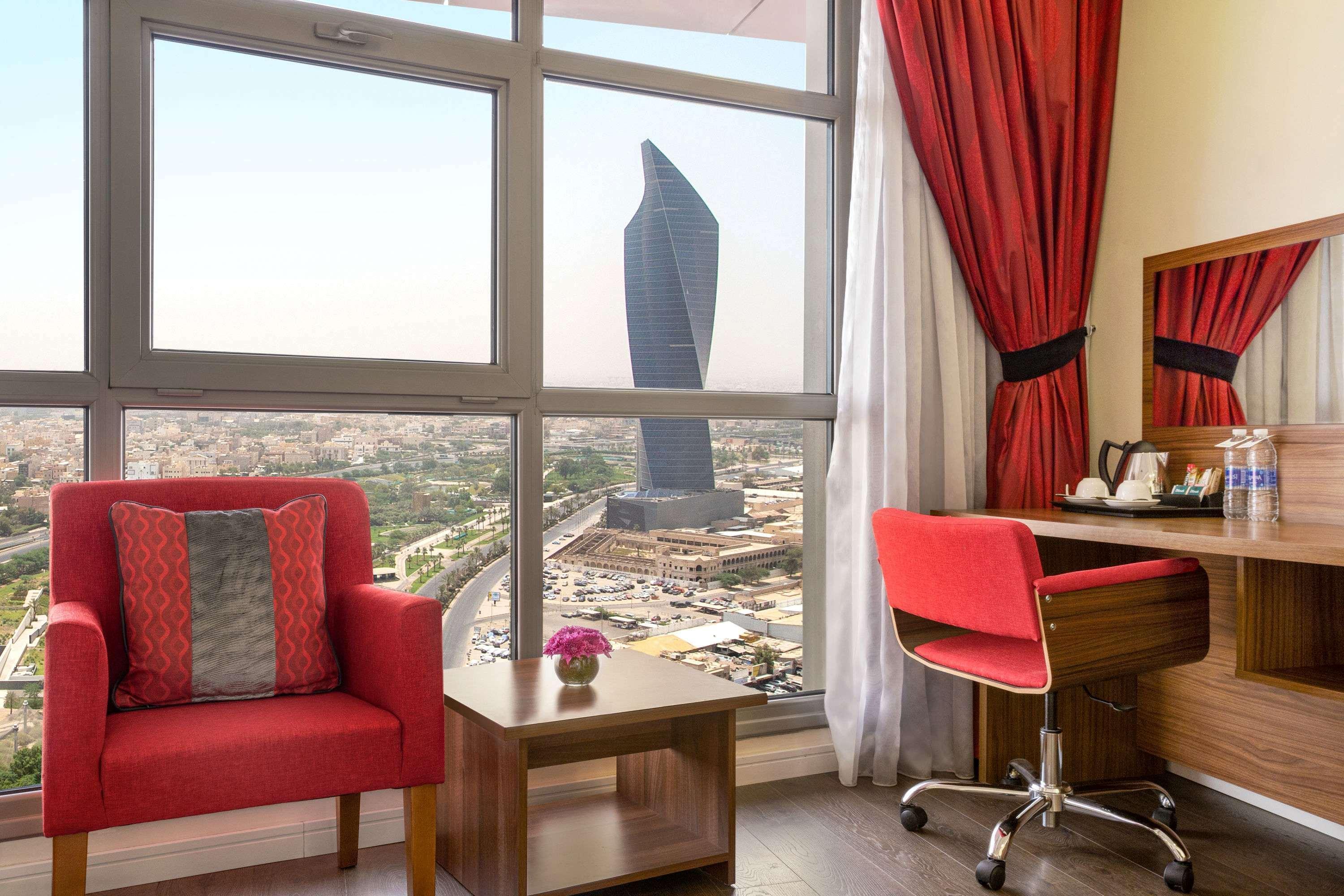 Ramada Encore By Wyndham Kuwait Downtown Кувейт Экстерьер фото