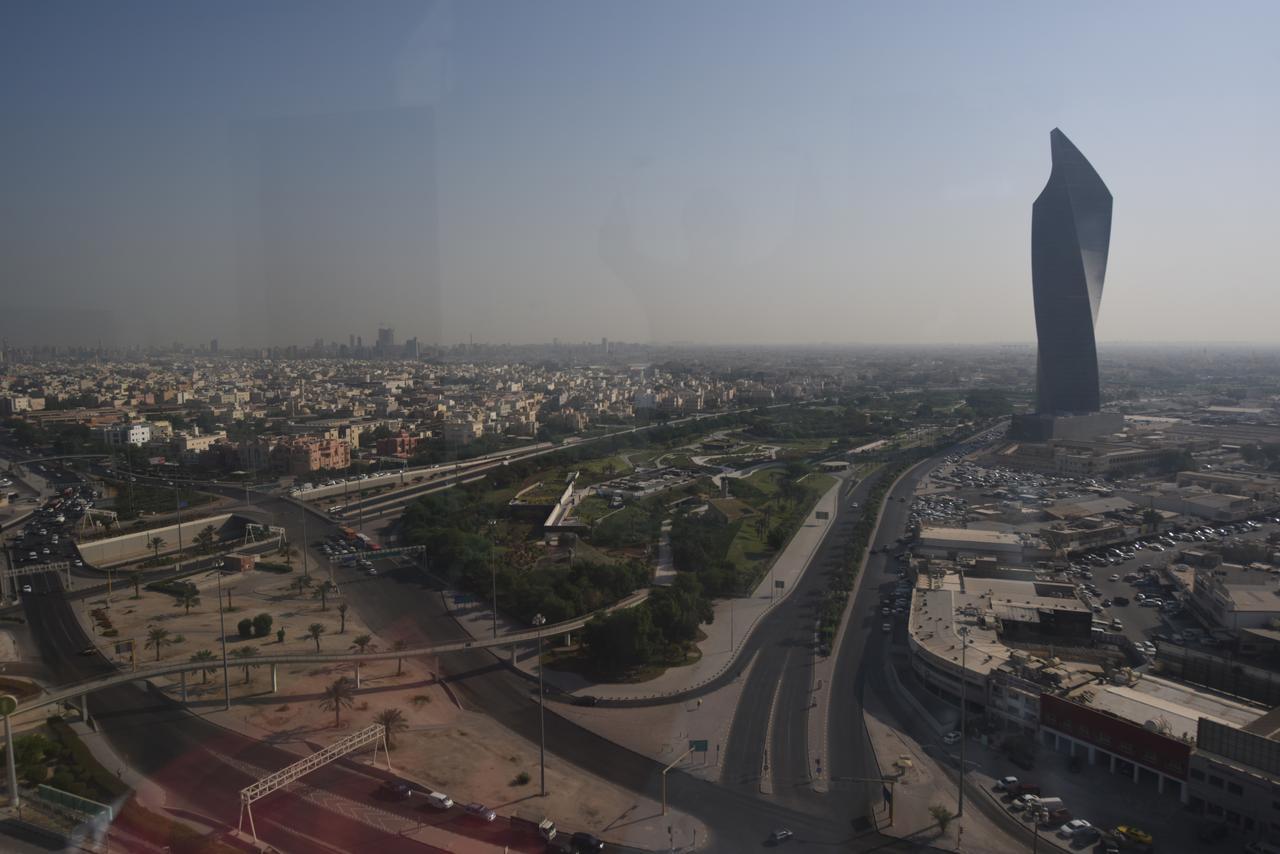 Ramada Encore By Wyndham Kuwait Downtown Кувейт Экстерьер фото