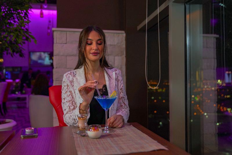 Ramada Encore By Wyndham Kuwait Downtown Кувейт Экстерьер фото